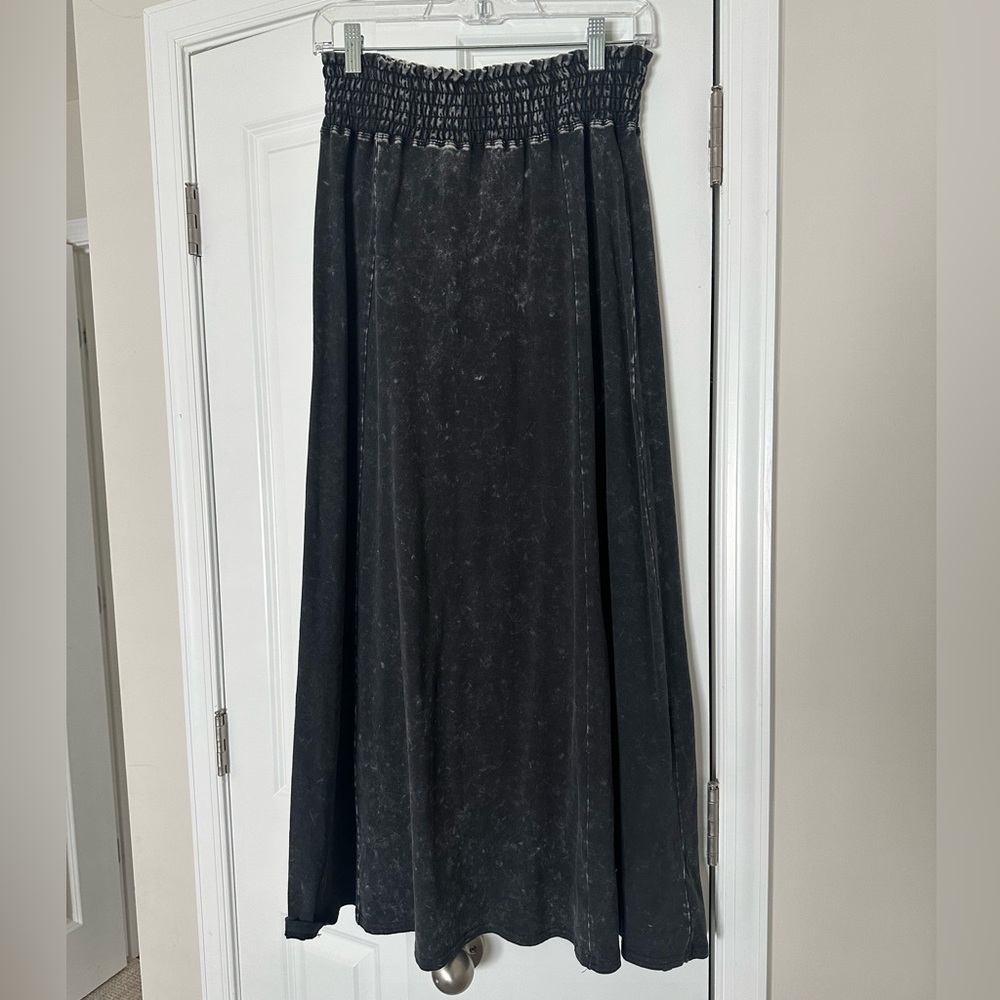 Acid wash skirt. Size 6/M